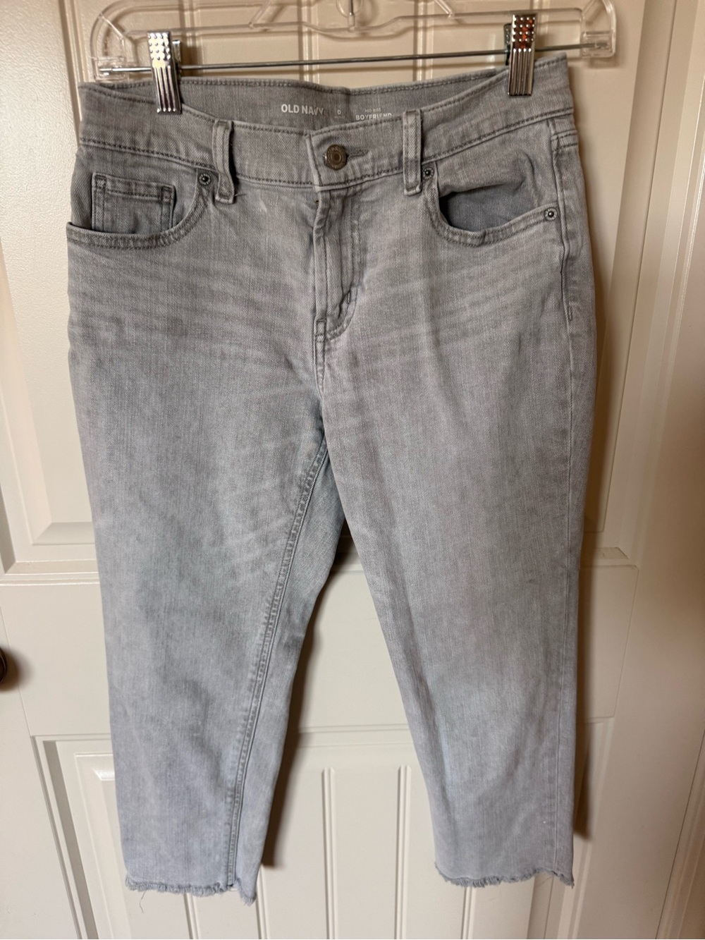 Old Navy Light Gray Cropped Ankle Jeans